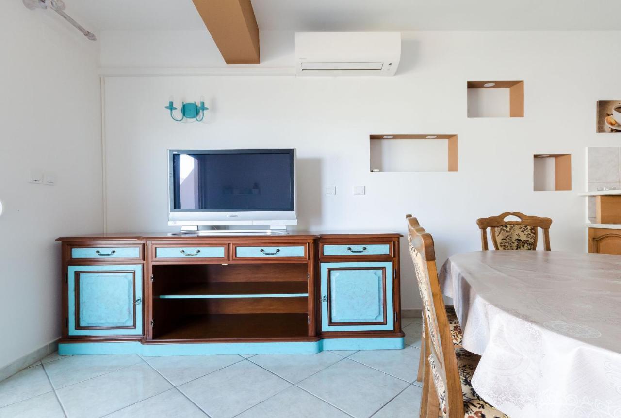 Banjol Apartments Slavica R מראה חיצוני תמונה