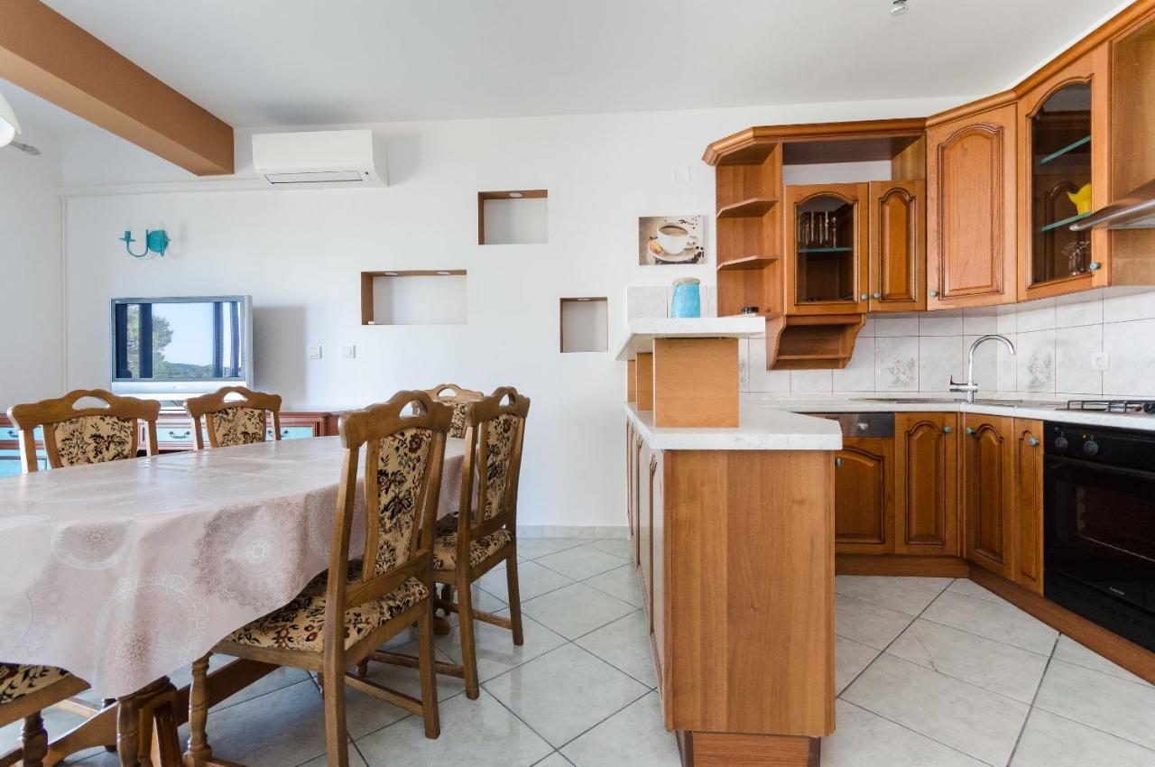 Banjol Apartments Slavica R מראה חיצוני תמונה